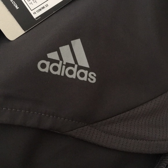 NWT Ladies ADIDAS Running Shorts Grey & Pink XS - Picture 4 of 6